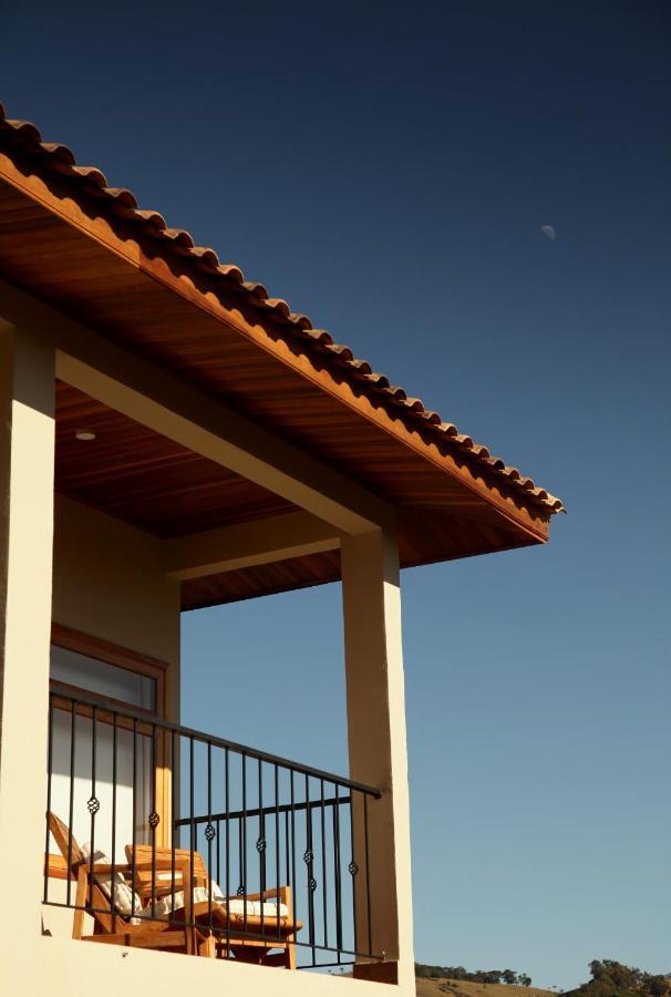 Solario Chales Hotel Bueno Brandao Ngoại thất bức ảnh